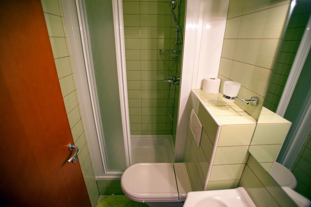 Apartments Marinic Примоштен Номер фото