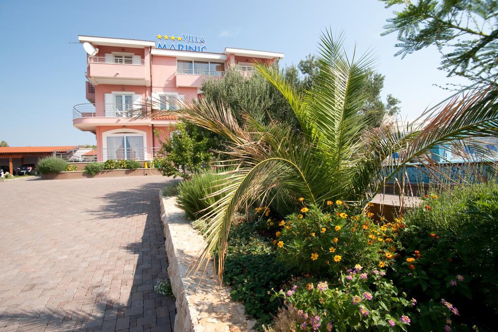 Apartments Marinic Примоштен Экстерьер фото