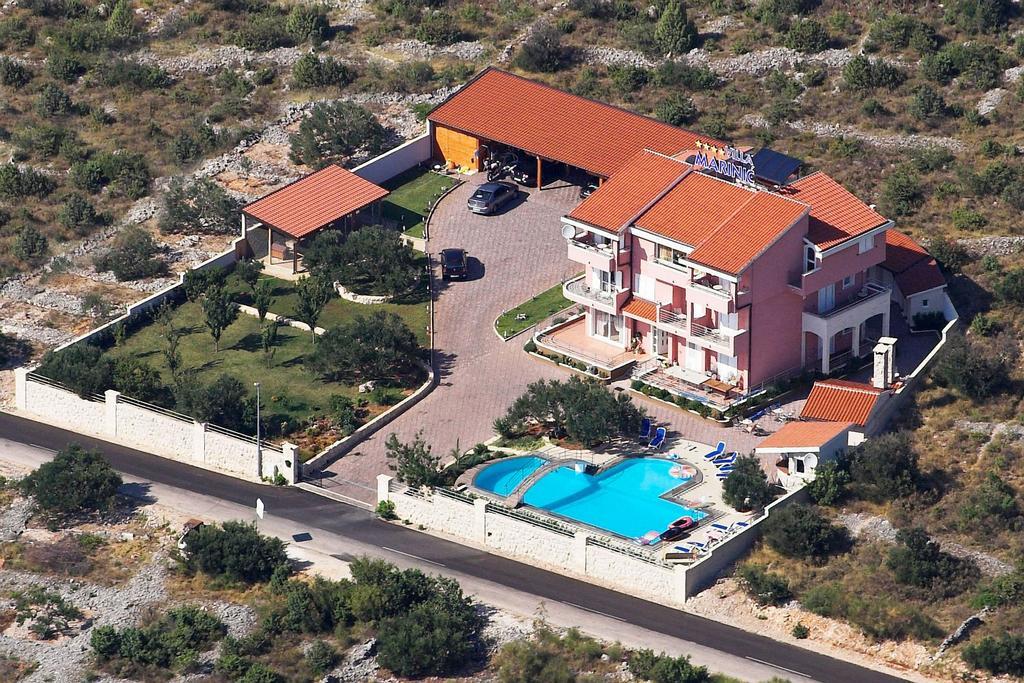 Apartments Marinic Примоштен Экстерьер фото